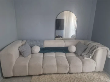 Flat & Apartment