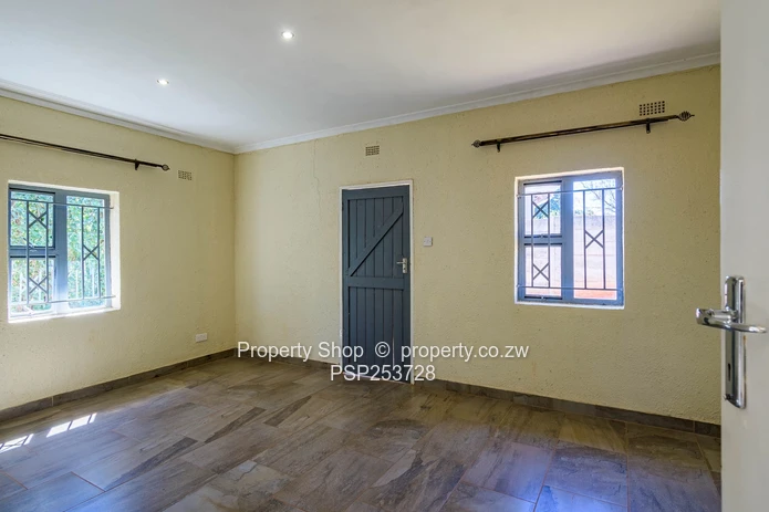 Prime Business Space To Let