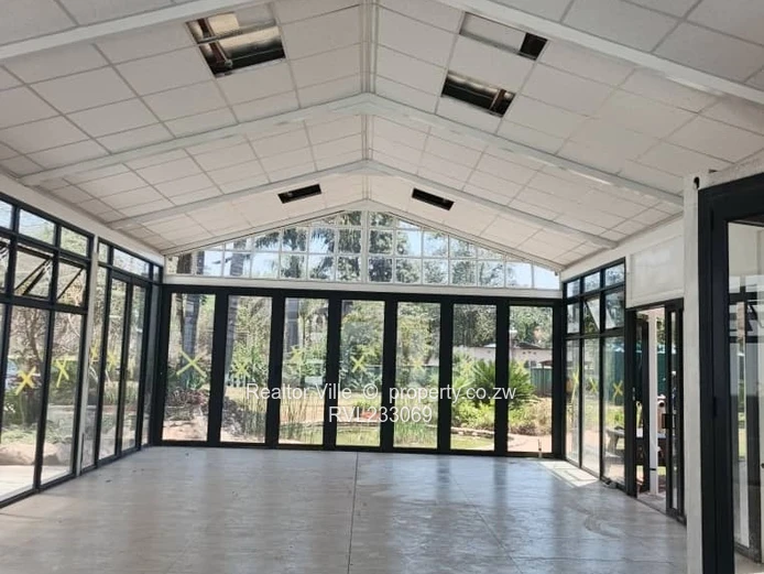 Retail shop for Rent at Arundel Shopping Mall