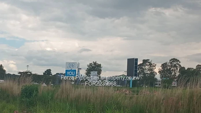 Exceptional Prime Commercial Stand Prestigious Location