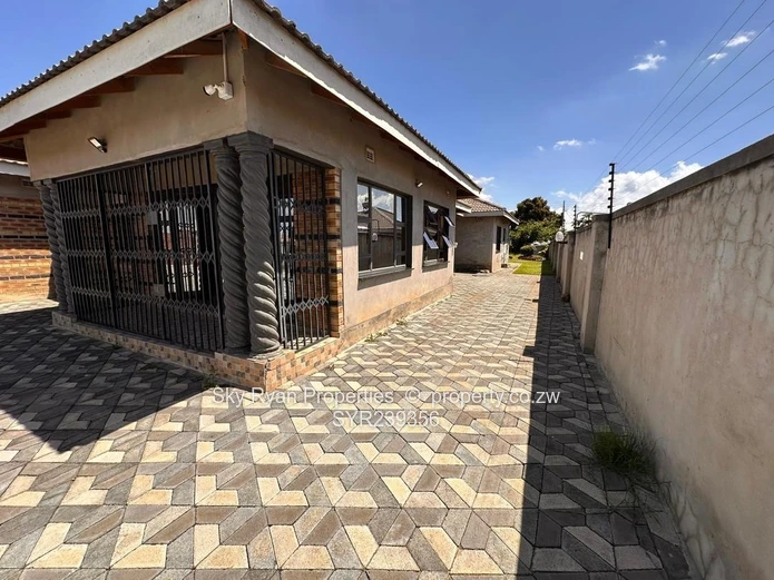 Zimre Park House To Let