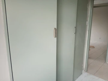 2 Bedroom Flat & Apartment