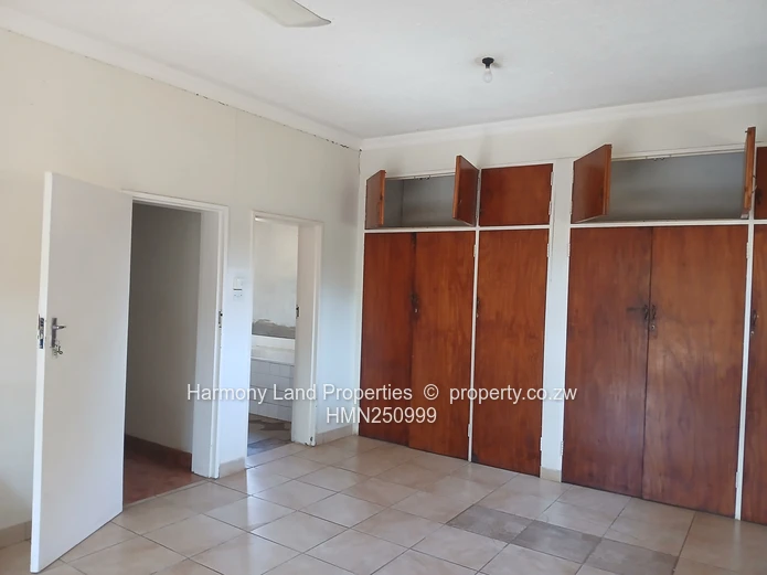 Marlborough- Charming 3 Bedroomed House To Let!!