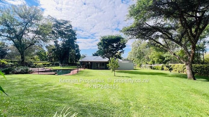 Family Home with separate self contained cottage