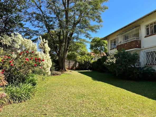 Central garden flat to buy 