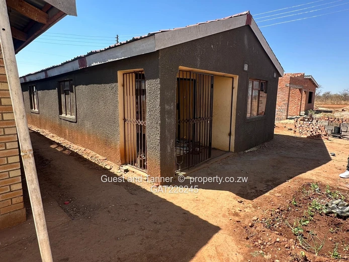 3-Bed House For Sale In Rangemore
