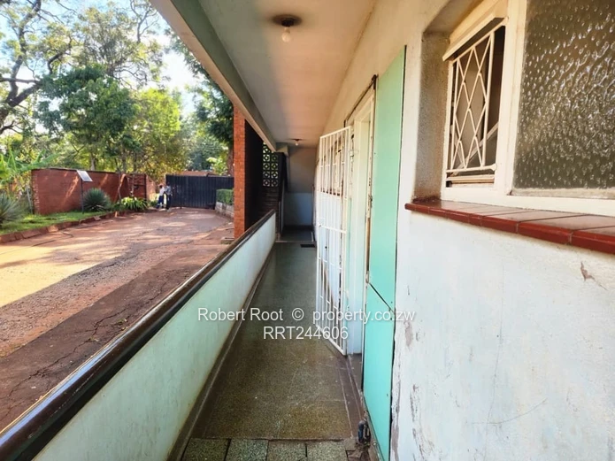 2 Bedroom Flat To Rent In Avondale