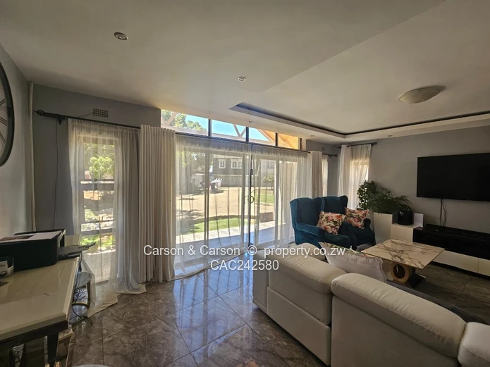 3-Bed Townhouse in Marlborough with Borehole