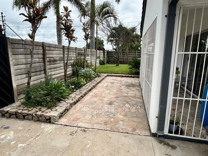 Neat 3 Bedroom House In Msasa Park