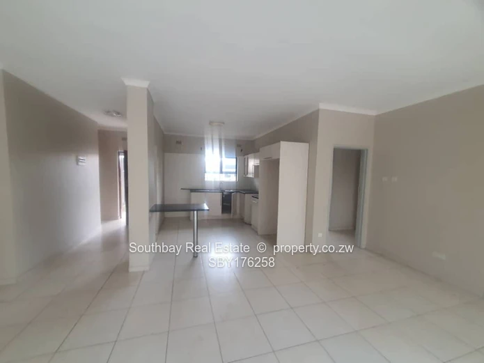 Elizabeth Windsor Gardens,3bed Garden Flat to let