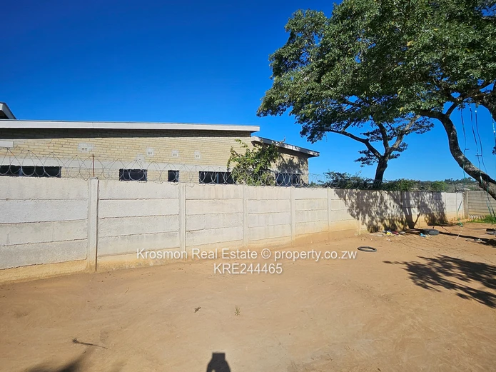 Title deed...Secure 2,330 m² Residential Stand in Roodsflvie Marondera