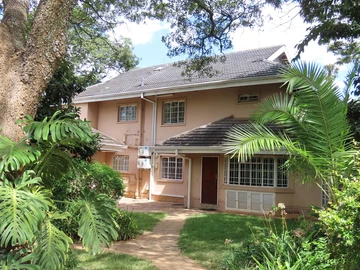6 Bedroom House