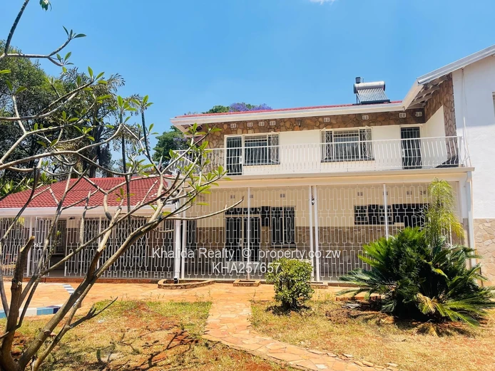 Greendale North – Double-Storey House For Sale