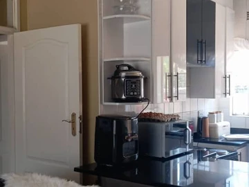 2 Bedroom Garden Flat