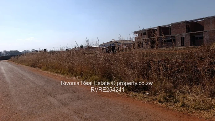 1300m² Stand in Mt Pleasant Heights — Access-Controlled, Tarred Road
