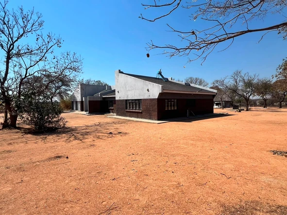 Farm & Agricultural Land