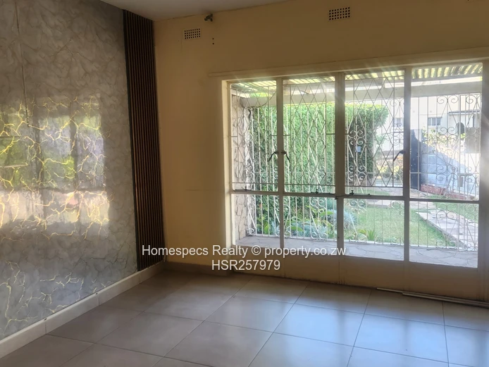  2-Bed Garden Flat with Carport in Avondale (Sole Mandate)