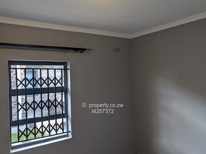 Malborough 3 bedroom apartment for sale 