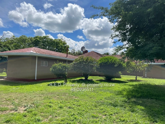 Substantial home offering space and versatility In Hillside!