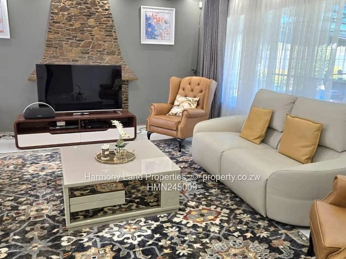 Stunning Modern Home To Let – Bluffhill*  