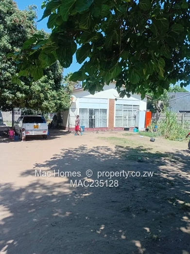 A good investment opportunity in Prospect, Waterfalls 