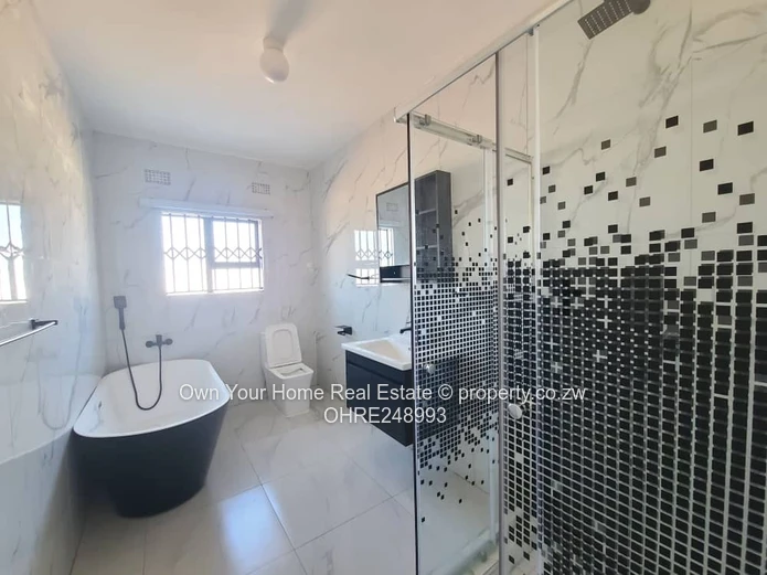 Avondale: Bright 3-Bed Renovated Home with Marble Floors