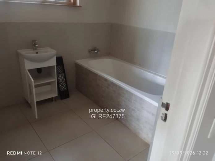 Borrowdale Brooke 3BR House - Pool, Borehole, Garage
