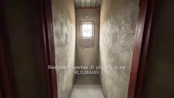 Four Bedroomed House In Cowdray Park