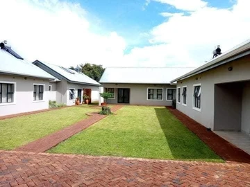 3 Bedroom Townhouse Complex