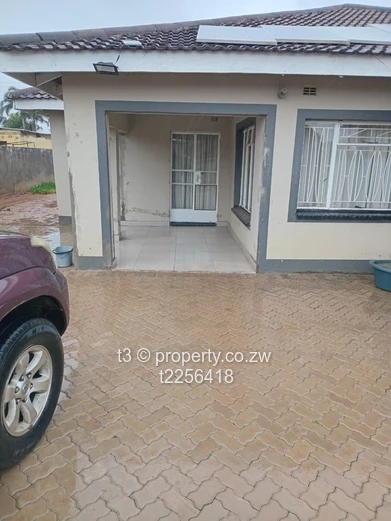 Zimre Park | House For Sale