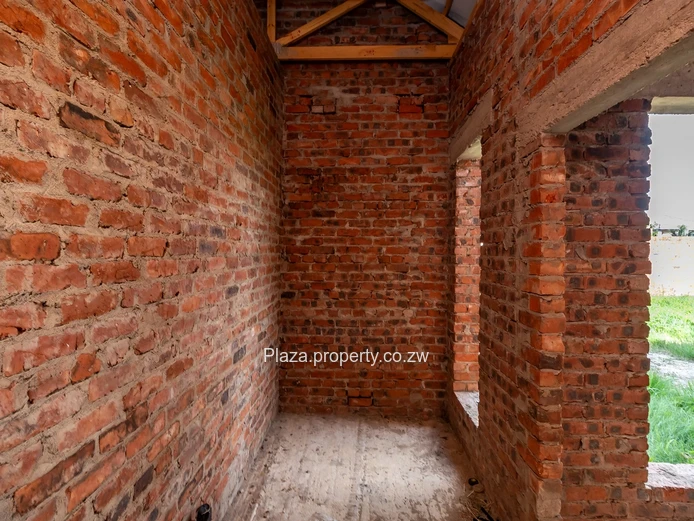 Incomplete 4-Bedroom House for Sale – Belvedere