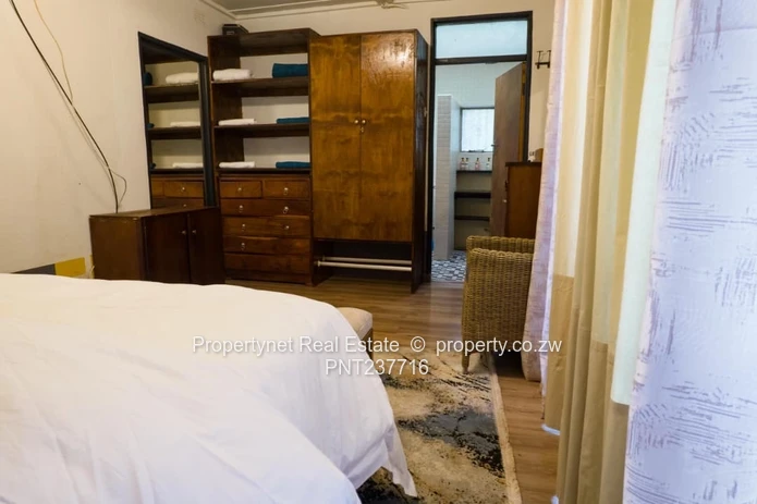 Luxurious Gem For Sale  in Avondale West!