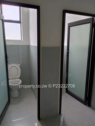 Newlands Office: 780m² with 10 Big Offices + a Conference Space on 6,100m² — Paved Drive & Borehole