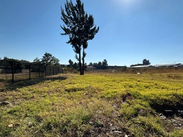 Commercial & Industrial Land