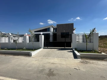 4 Bedroom Townhouse Complex
