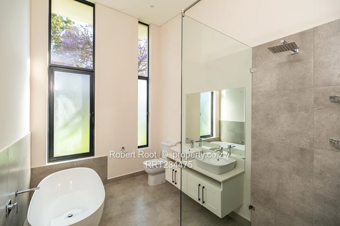 3 bed modern townhouse in Newlands