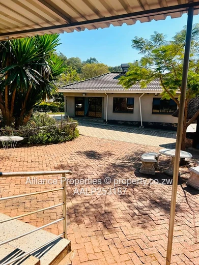 Spacious 4-Bed Home in Shawasha Hills with Borehole & Rondavel