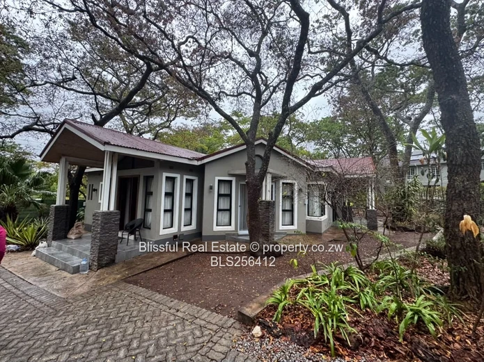 4 bedroom house for sale in Chisipite, Harare