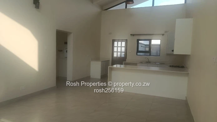 Modern 2-Bed Garden Flat with Borehole in Marlborough