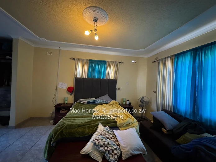 3-Bedroom House For Sale – Bloomingdale