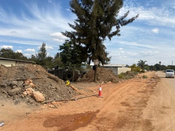 Commercial & Industrial Land