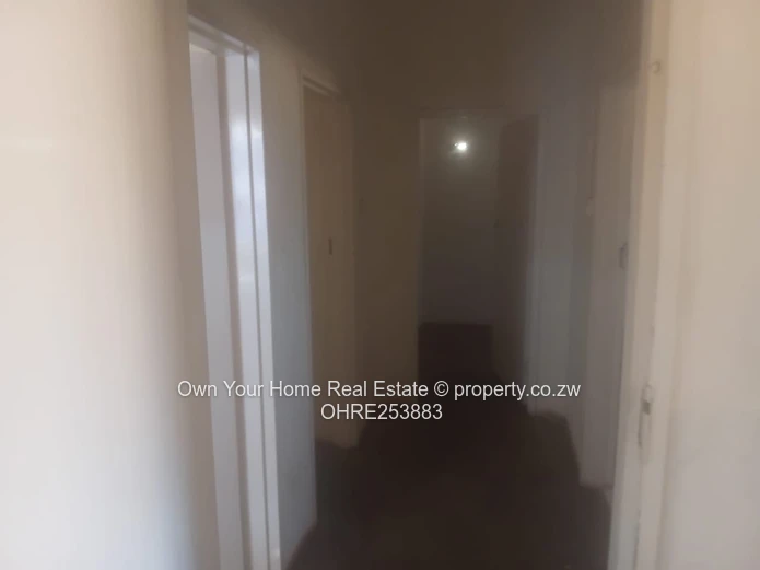 Hatcliffe house for sale