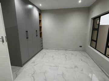 2 Bedroom Garden Flat