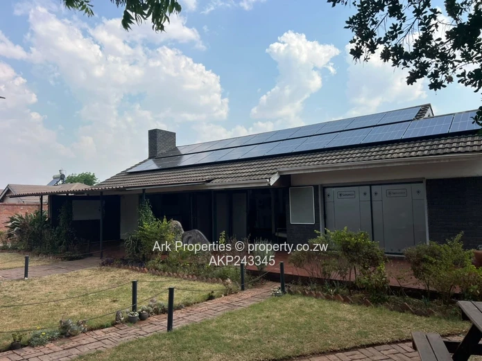 Commercial Property To Let in Eastlea 