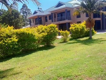 4 Bedroom Garden Flat