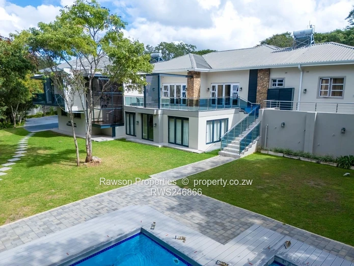 Prestigious Glen Lorne Contemporary Residence