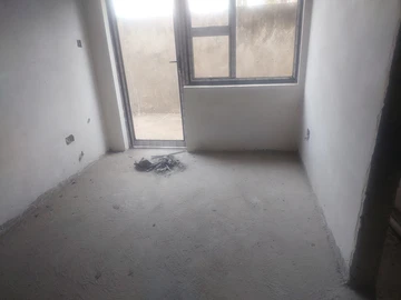 4 Bedroom Garden Flat