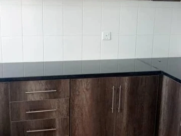 3 Bedroom Flat & Apartment