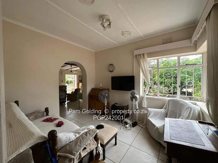 Charming, Compact Residence Set On Spacious Land