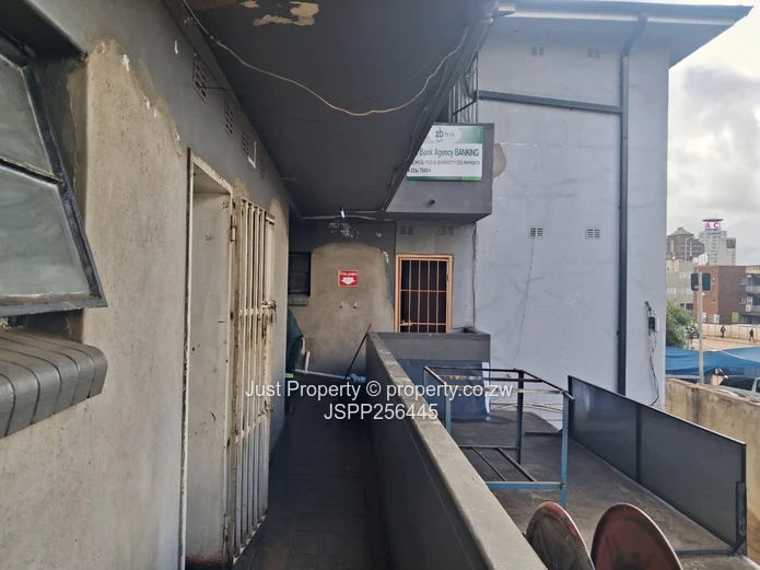 Affordable 18 m² CBD Office — Balcony & Secure Gate